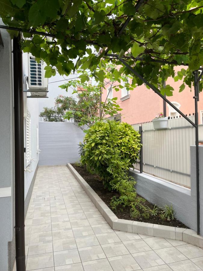 קריקווניצה Apartmani Marina מראה חיצוני תמונה