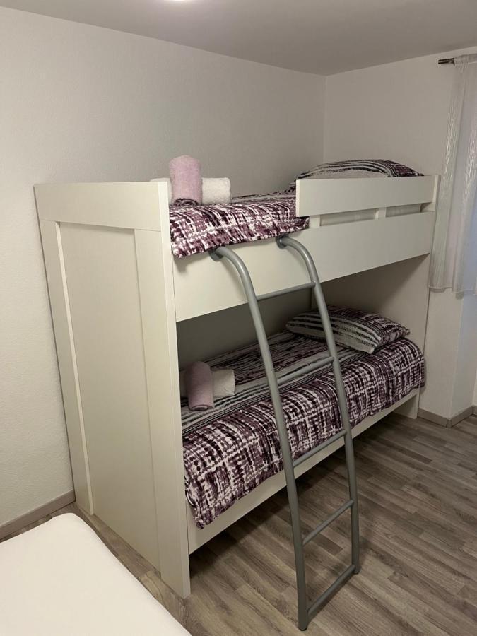 קריקווניצה Apartmani Marina מראה חיצוני תמונה